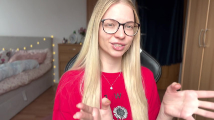 Goddess_Bella_Rae: Este castrarea chiar permisă