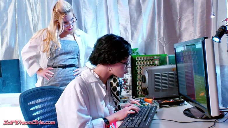 SciFi DreamGirls: SciFi Dreamgirls Episode #12: Violet – The creation