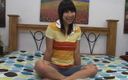 POV JOE: Asiática adolescente Sayuri primeiro Boquete na câmera