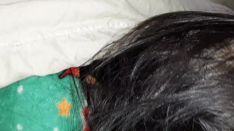 Lesbian-illusion: Vår styvmor vaknade av våra skrik under sex och gick...