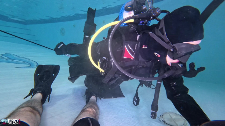 UKCuteGirl Lucy Lauren: Underwater Domination in Full Scuba Gear