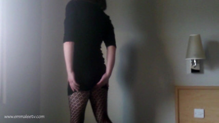 EmmaLeeTV - Nylon Fetish Tranny: Транс,Емма Лі з малюнком, опуклість члена в колготках