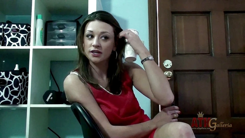 ATKIngdom: Behind the scenes with her big nipples