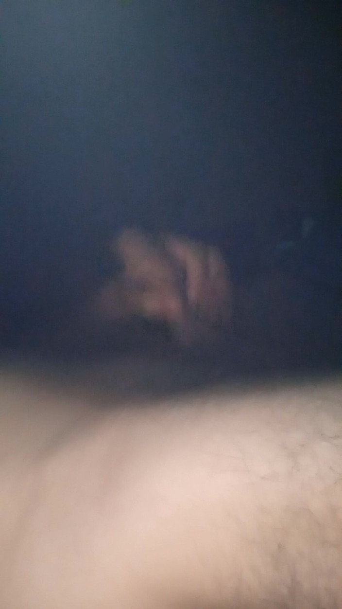 Horny sins: 음란한 자정을 맞이한 발정난 소년