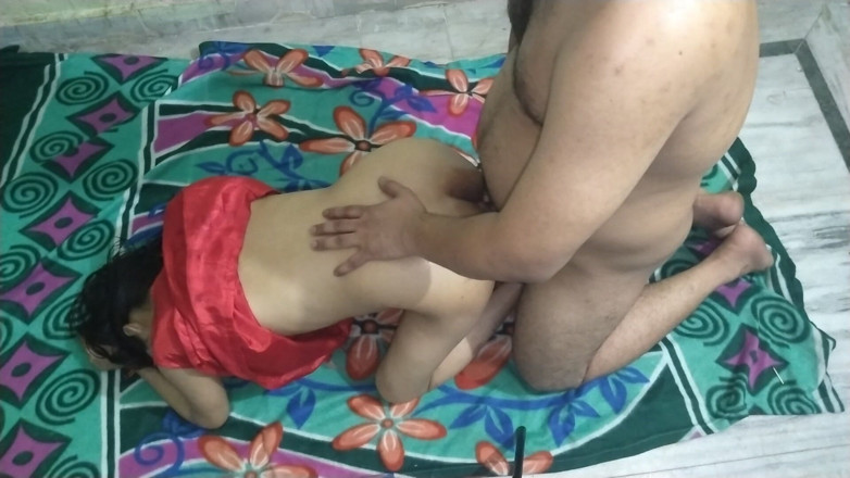 Indian Muslim Couple: Romansa seks ajaib istri India di tengah malam!