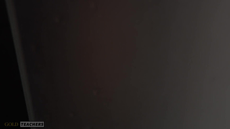 GoldTeachers: 粗暴操荡妇在淋浴