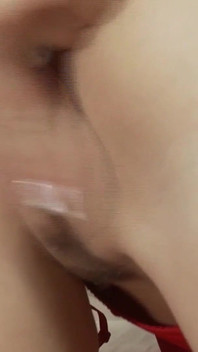 Tatlı ateşli lezbiyenler iç çamaşırlı sahne 2_lesbian orta yaşlı seksi kadın arkadaşını dildoyla sikiyor