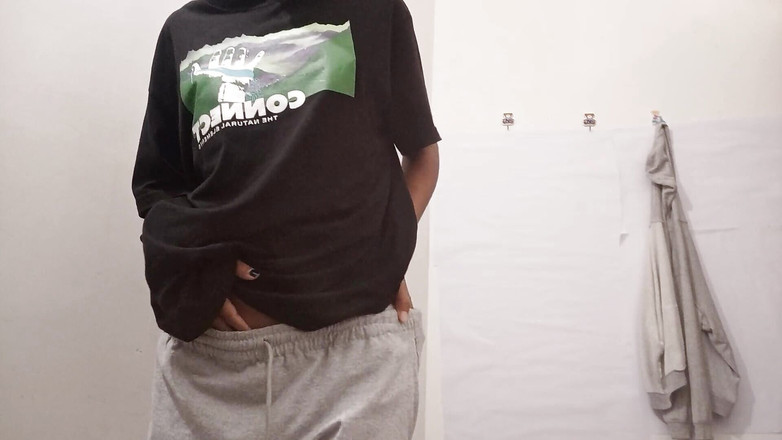 desigirl93: 19 岁的青少年女王为你裸体 1