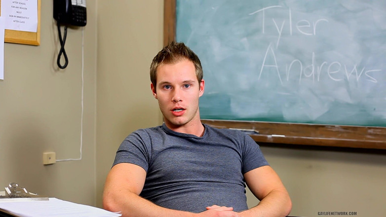Teach Twinks: Il bello Tyler si spiega da solo