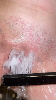 Creampie dan palam punggung dalam pantat saya! Mandi rakaman dekat pepek saya!