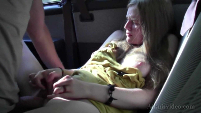 FinAdult Videos: Młoda naturalna autostopowiczka