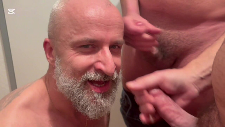 FerLuci: Тато безсоромна повія