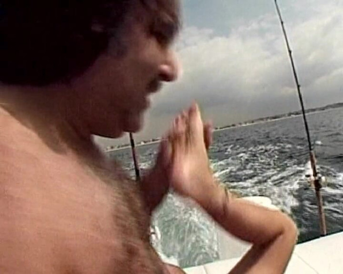 Planete Francaise: 見事なフランスの熟女はヨットで彼女の猫を叩かれました