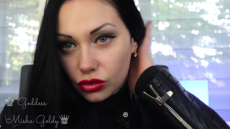 Goddess Misha Goldy: Кінчай на моє велике червоне спокушання і великий дим кальяну