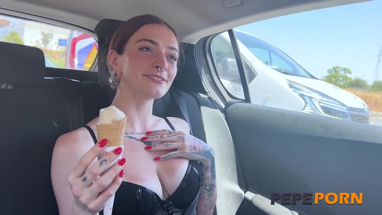 PepePorn: The Most Morbid Woman in Homemade Porn Is Called Malafalda...
