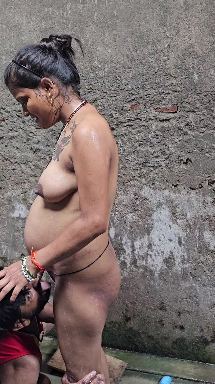 Aalox: Video viral rekaman seks viral gadis india di rumah sama...
