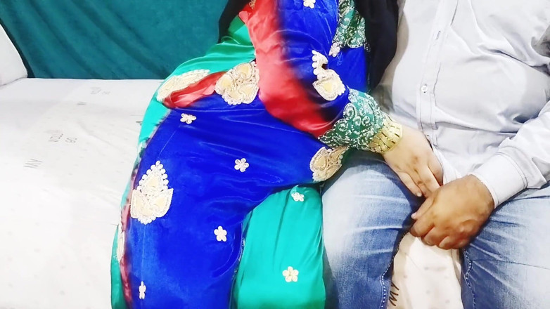 Ahmed and Samah: Šukej jeho kamaráda Humphreyho.