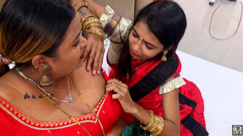 SexmasterHub: Indiana desi sexo a três