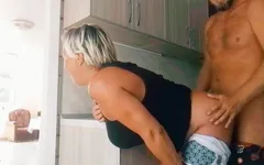 Sexo no café com estranho, gozada no meu rosto