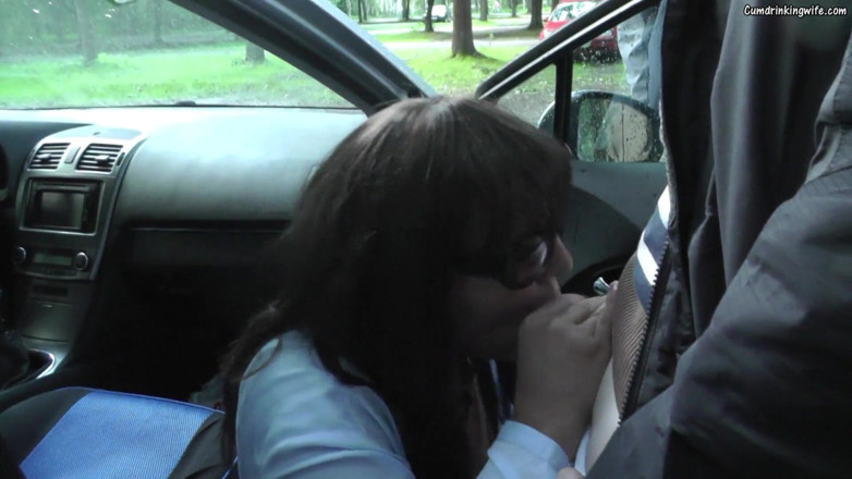 Cumdrinking Wife: Sucking off lots of strangers at the rest area