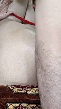 India caliente y sexy culona Netu atado sus hermosas piernas para tener sexo anal y netu bhabhi gime ruidosamente