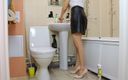 Annet Moroz: Limpando o fetiche pelo banheiro