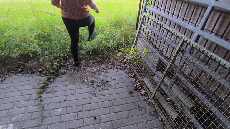 Bouncy Tits Action: Titslapping Rekord Świata Trainig 2 - 17 z 18 - 4230 Uderzeń