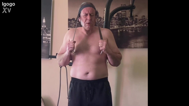 Alex Igogo: Solo bătrân