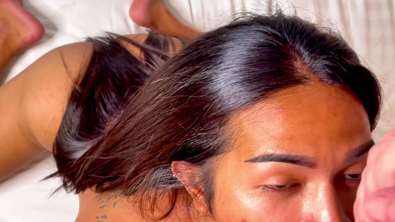 TransFindHer: Eff -thick and Juicy Shemale Cast for Her First Porn Shoot