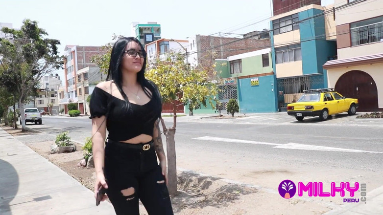 Milky Peru: 팬을 잡은 Jazmin
