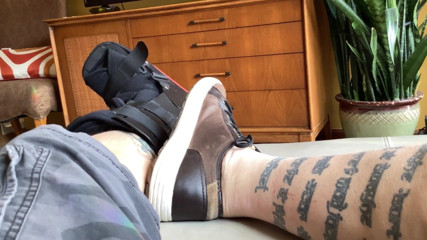 City hog: broken leg fetish