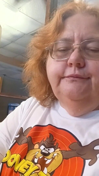 BBW nurse Vicki adventures with friends: Mẹ kế và tôi ăn sáng