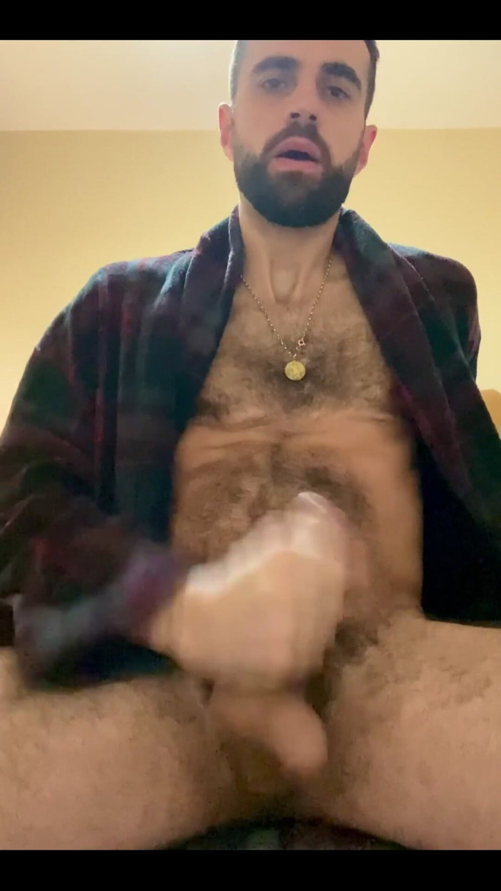 Eli Thorne: Busting a Huge Load Before Bed