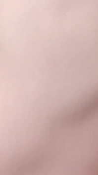 สาวขาวดูดควย กระโดดขึ้นลงบนควยแข็งของผู้ชาย