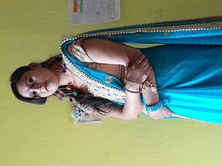 pujaprem: Desi Chudai Puja Lot的幻想