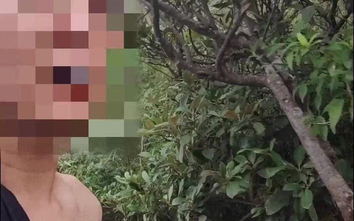 ChineseBisexual: Följ mig naken till toppen av berget för att se...