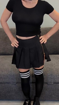 Introducing Lola - She's Kinda Goth
