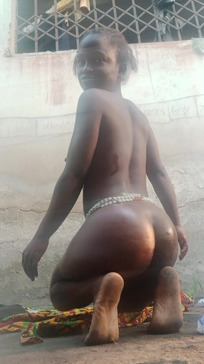 Sexy_Anal_Goddess: Bătând fundul mare negru