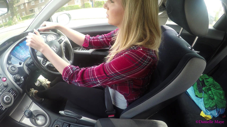 Danielle Maye: Rande s řidičem