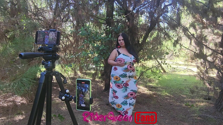 Riderqueen BBW Step Mom Latina Ebony: Reiterqueen allein, Draußen, Videos für fans
