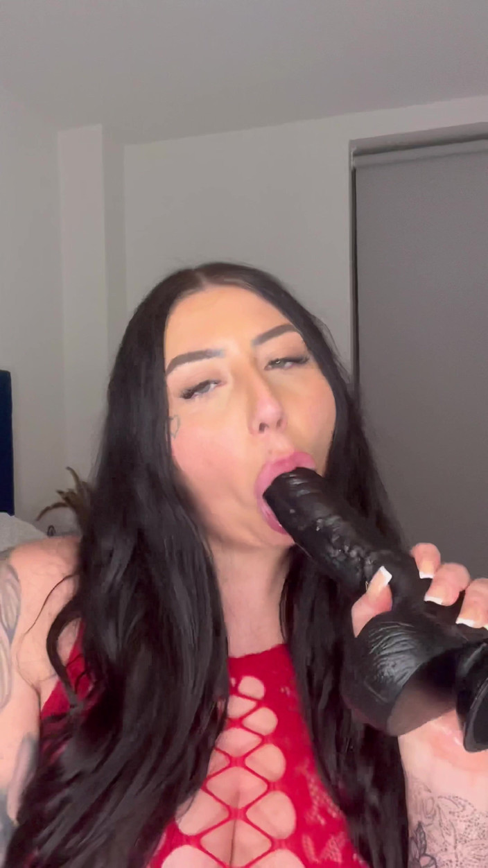 Maddison black: Boquete em um vibrador bbc depois de estar ao sol