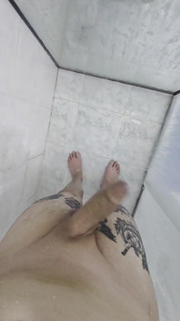 Una doccia molto calda