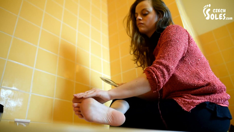 Czech Soles - foot fetish content: Young girl washing and brushing her bare feet