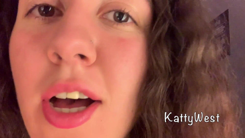 Katty West: My Video From Mall Katty West