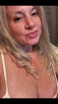 Nails Scratching Your Back.. Yay or Nay?