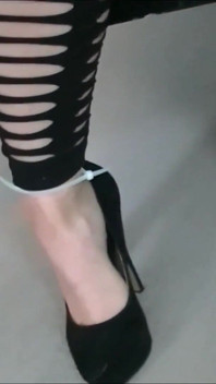 Skanky Catburglar ağzına doldurulmuş esaret kölesine dönüştü (tam)