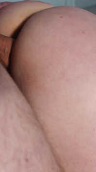 A esposa do colega estava tão excitada que eu a peguei