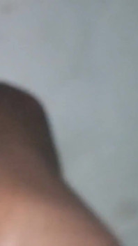 Sexy ebenové amatérské pár jezdí na černém čůrákovi