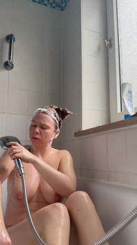 Horké blond holení