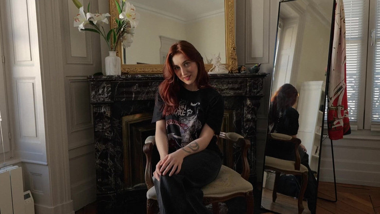 Madelaine_Rousset: Amatör JOI - Striptiz Talimatları.